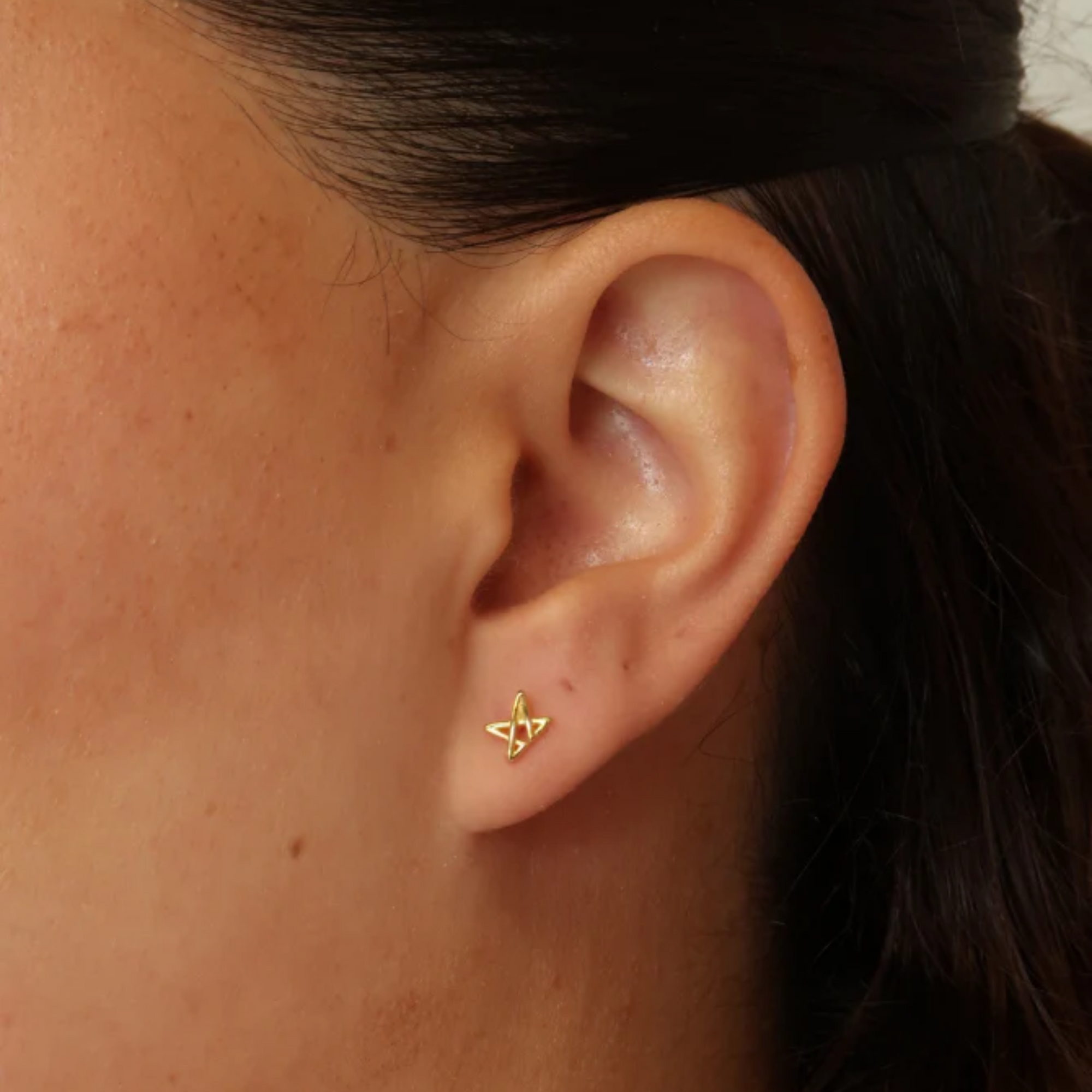 Gold Amelia Stud Earring