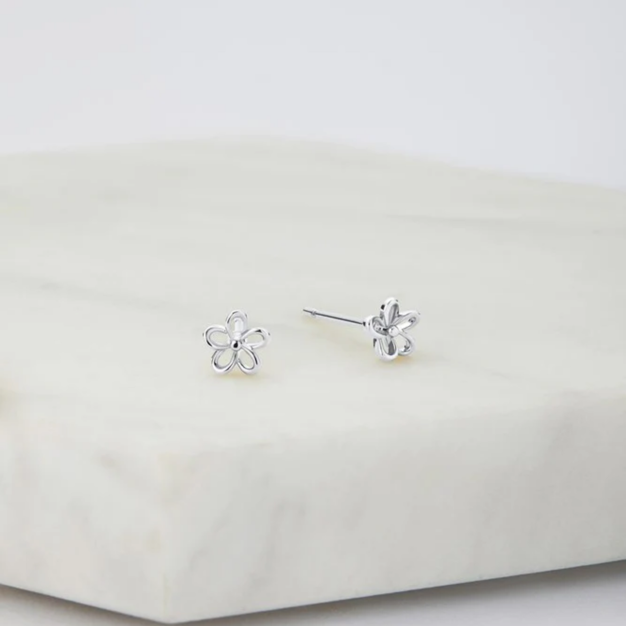 SS Flower Stud Earring