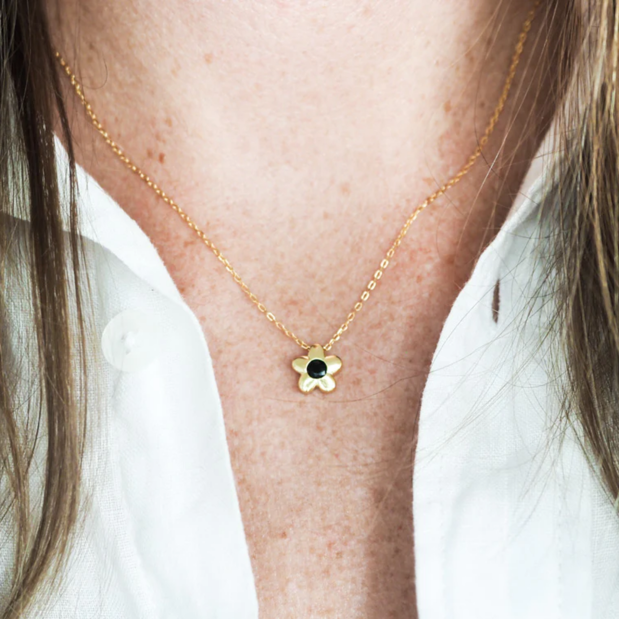 18k Gold Vermeil Mod Flower Necklace